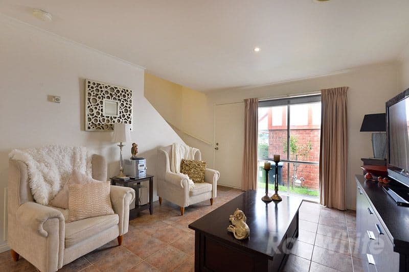24-26 Napoleon Road, FERNTREE GULLY VIC 3156, Ferntree Gully - Thumbnail 2