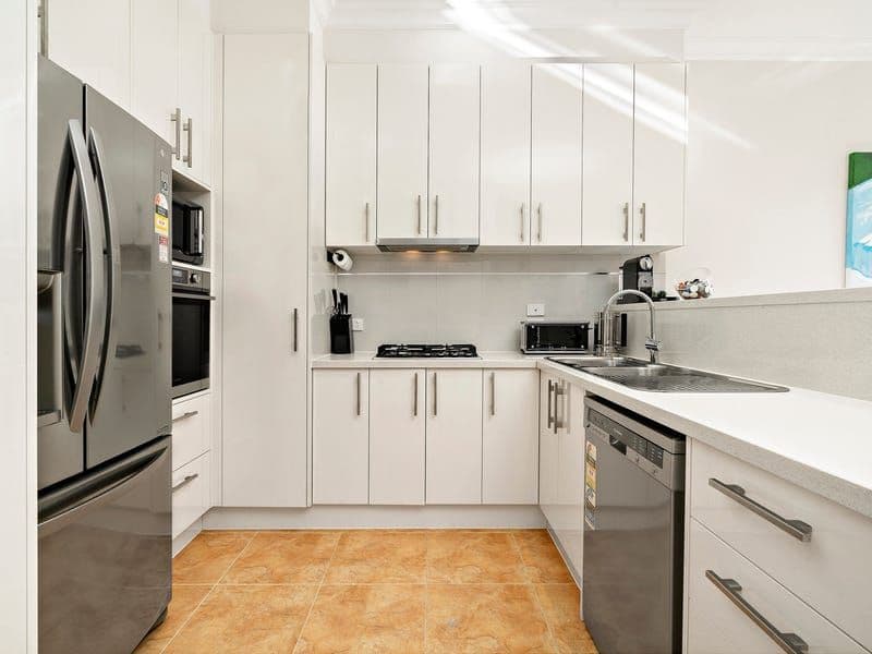 11 Hiscock Street, Chadstone VIC 3148, Chadstone - Thumbnail 4