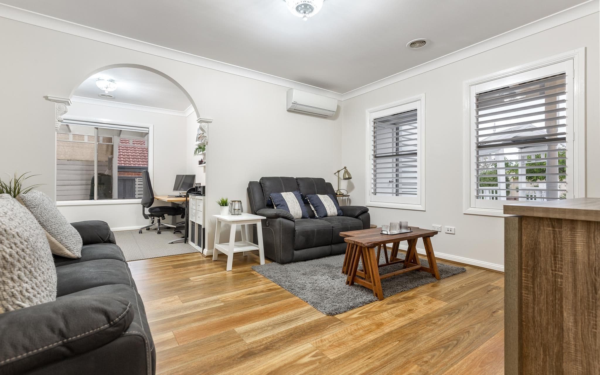 15 Pioneers Crescent, Pakenham VIC 3810, Pakenham - Thumbnail 3