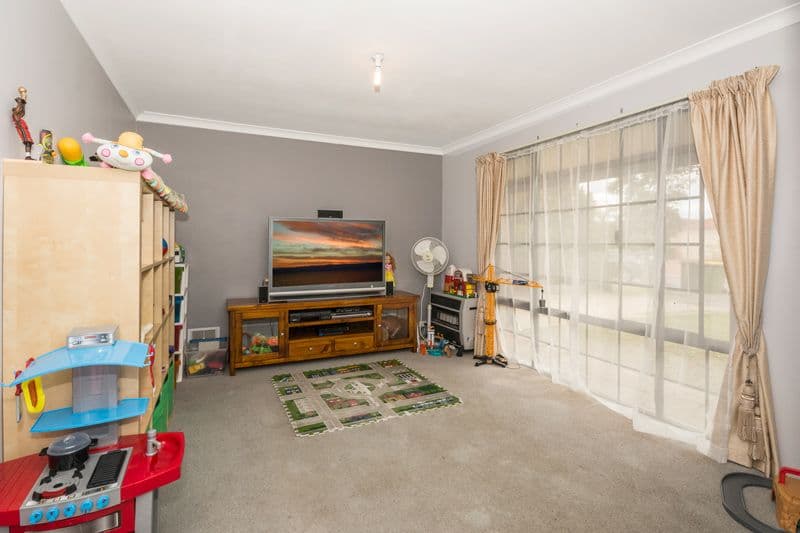 11 Caranja Court, Warnbro WA 6169, Warnbro - Thumbnail 5