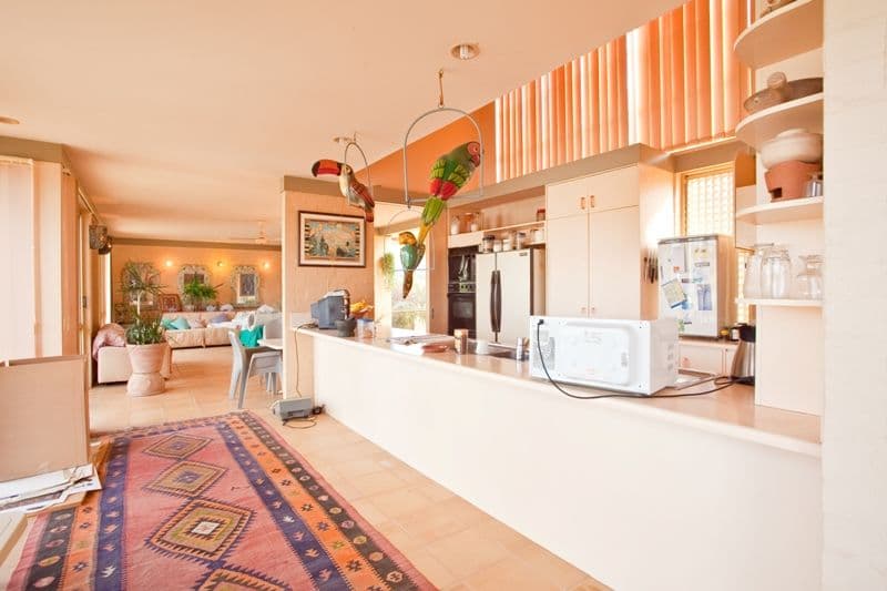 5 Daimler Drive, BUNDALL QLD 4217, Bundall - Thumbnail 4
