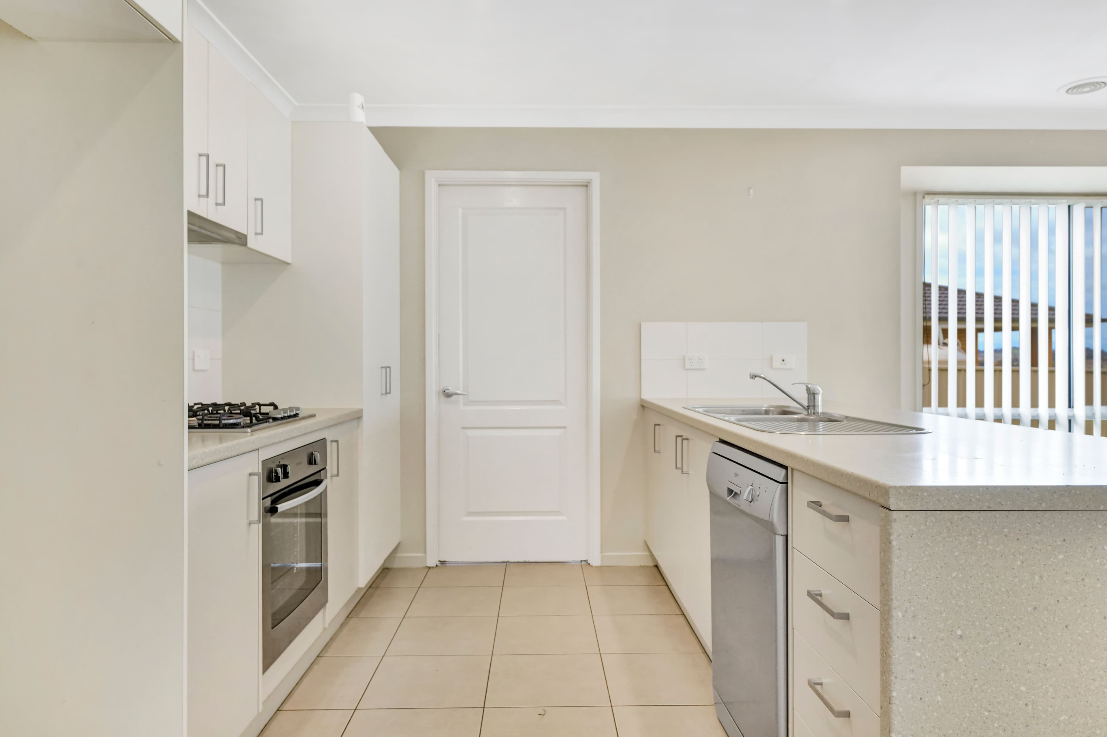 42 Honeyman Drive, Orange NSW 2800, Orange - Thumbnail 6