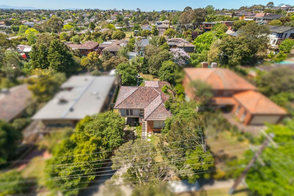 10 Howitt Drive, Templestowe Lower VIC 3107, Templestowe Lower - Thumbnail 6