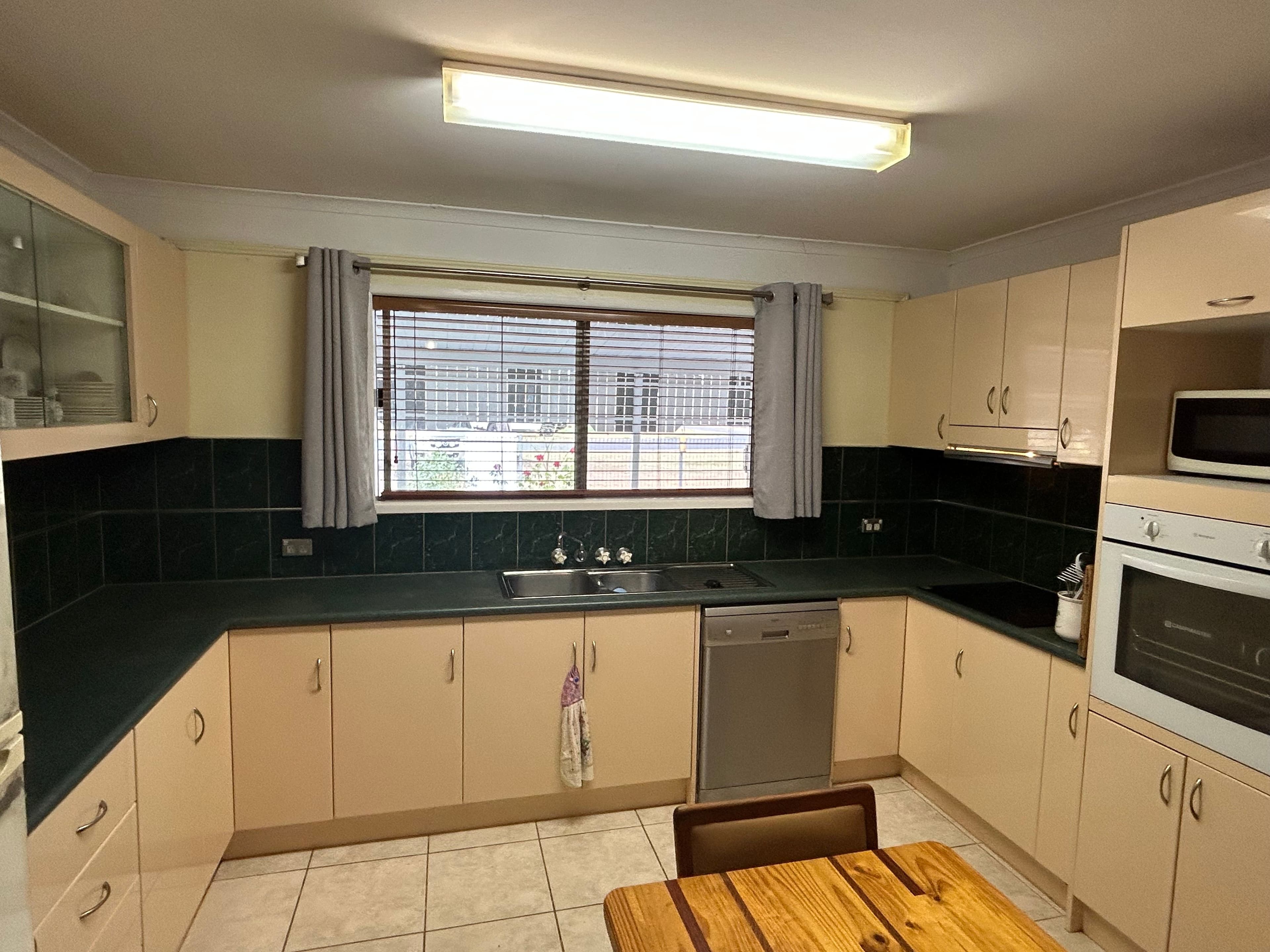 37 Federal Street, Oakey QLD 4401, Oakey - Thumbnail 4