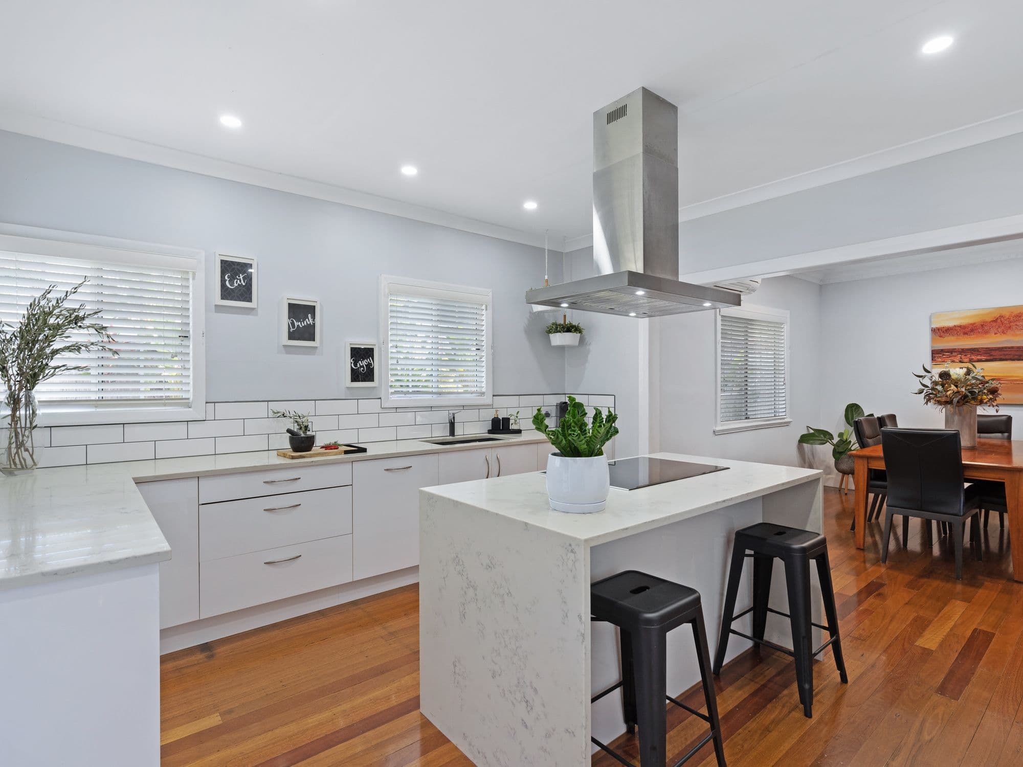 85 Sunshine Avenue, Tarragindi QLD 4121, Tarragindi - Thumbnail 5
