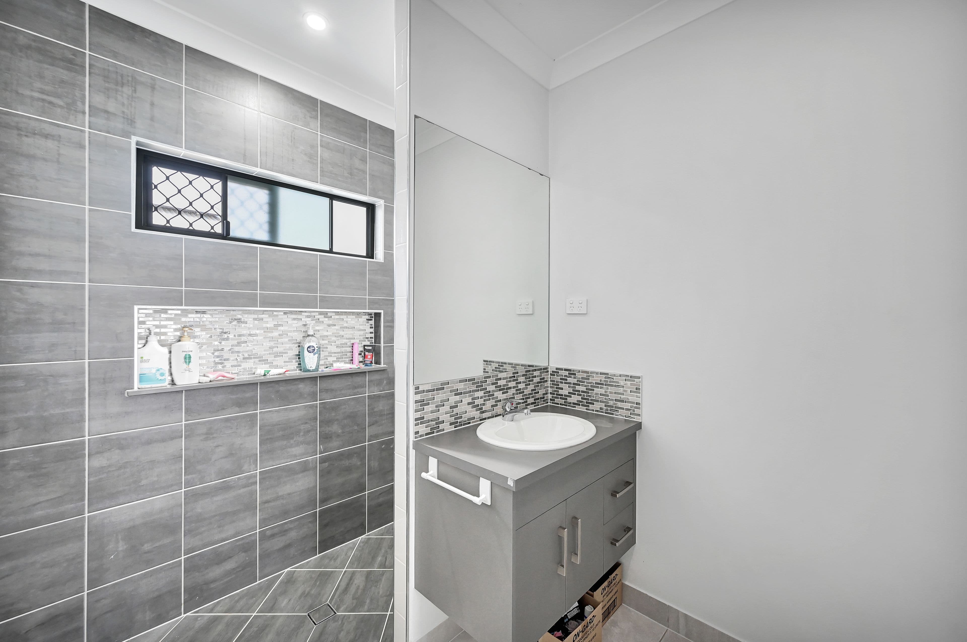 8 Eloise Street, Mount Low QLD 4818, Mount Low - Thumbnail 6