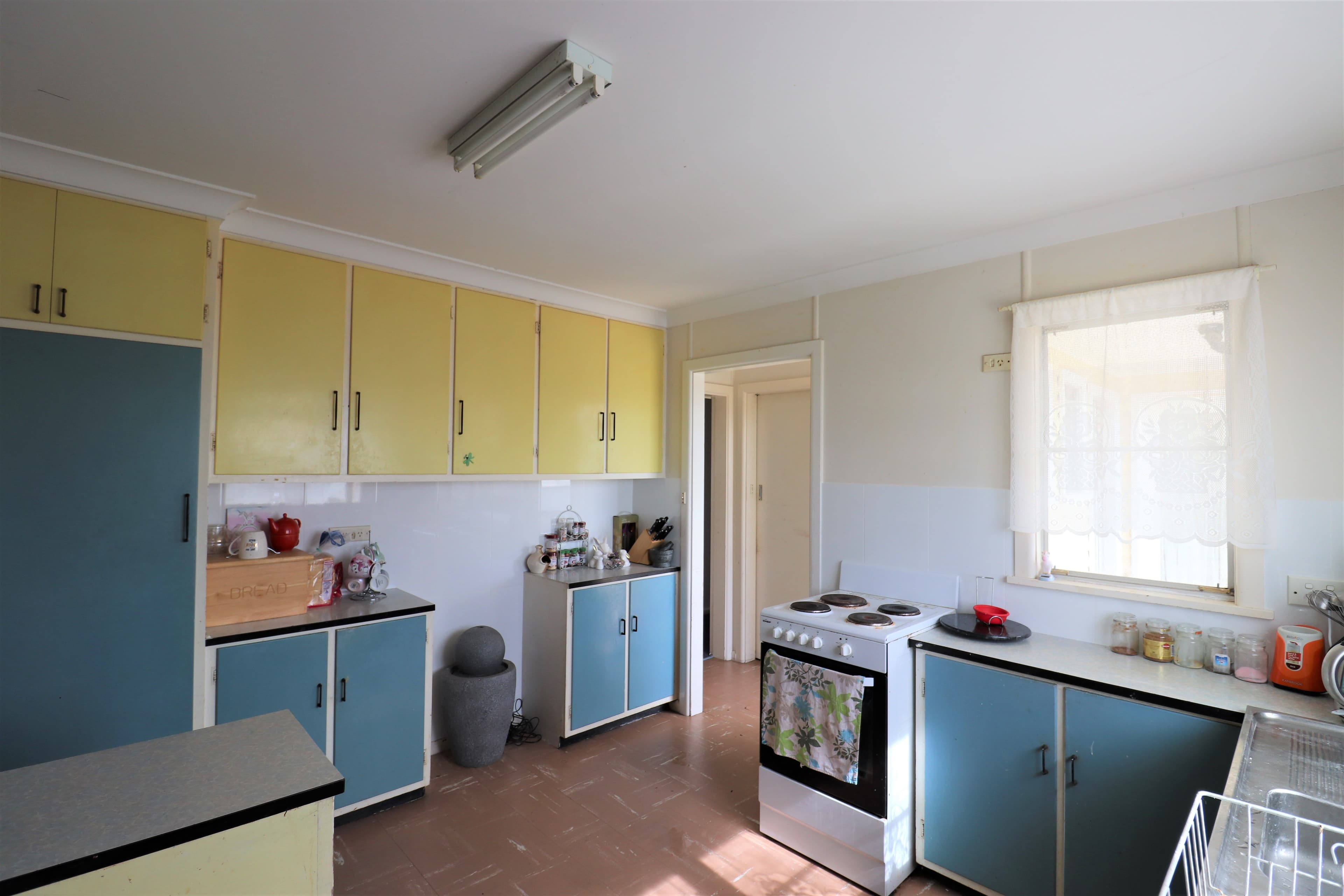 16 Pitt Street, Glen Innes NSW 2370, Glen Innes - Thumbnail 6