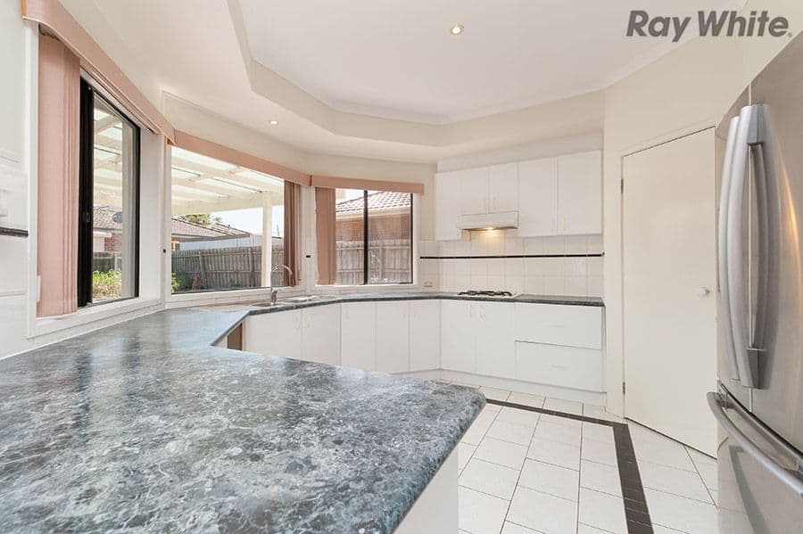 16 Hyperno Court, Keilor Downs VIC 3038, Keilor Downs - Thumbnail 5