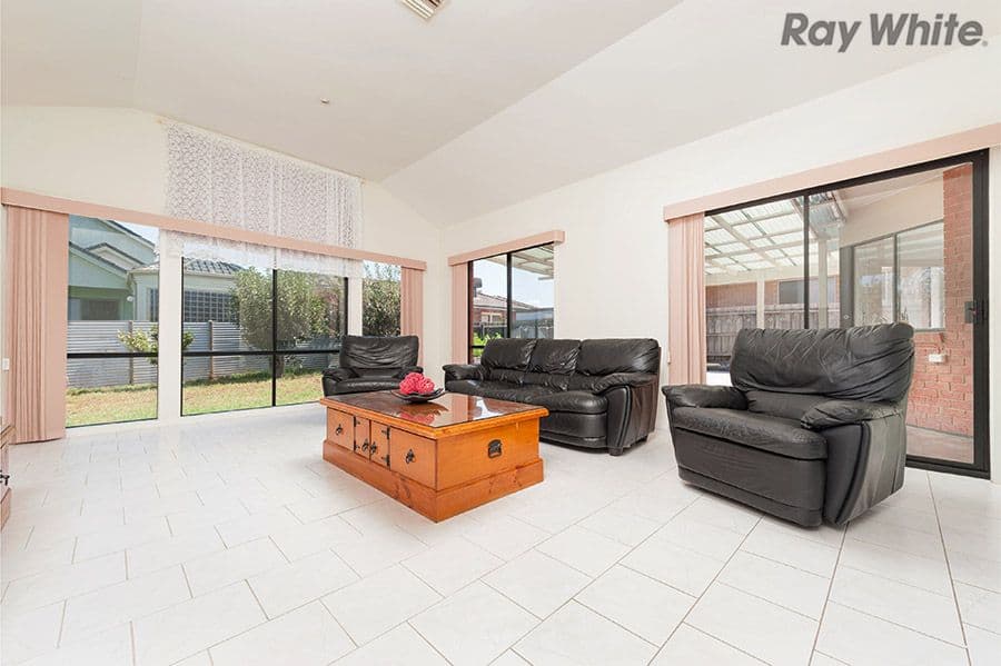 16 Hyperno Court, Keilor Downs VIC 3038, Keilor Downs - Thumbnail 6