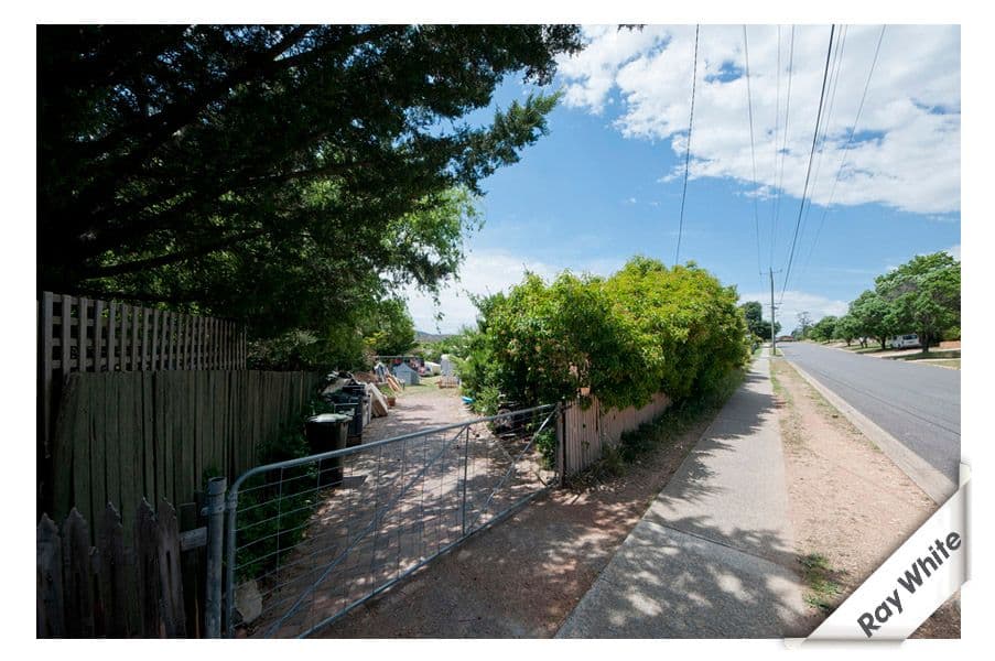 24 Cameron Road, QUEANBEYAN NSW 2620, Queanbeyan - Image 1