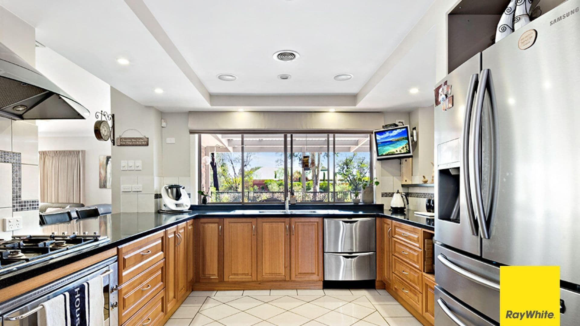 81 Wharparilla Drive, Echuca VIC 3564, Echuca - Thumbnail 3
