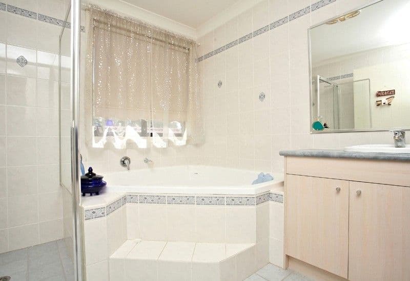 4 CAMILLO Street, PENDLE HILL NSW 2145, Pendle Hill - Thumbnail 7