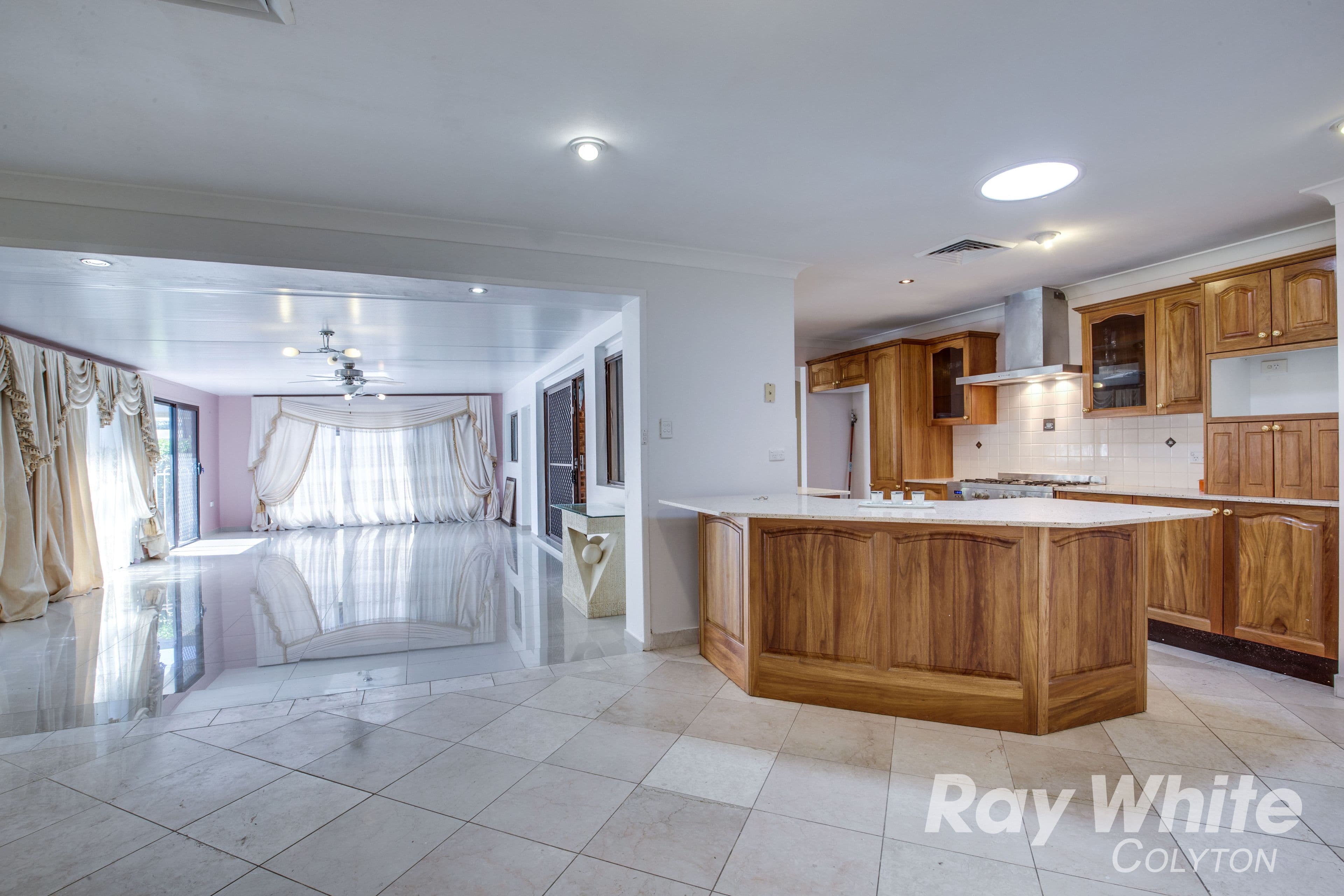 9 Morningbird Close, St Clair - Thumbnail 6