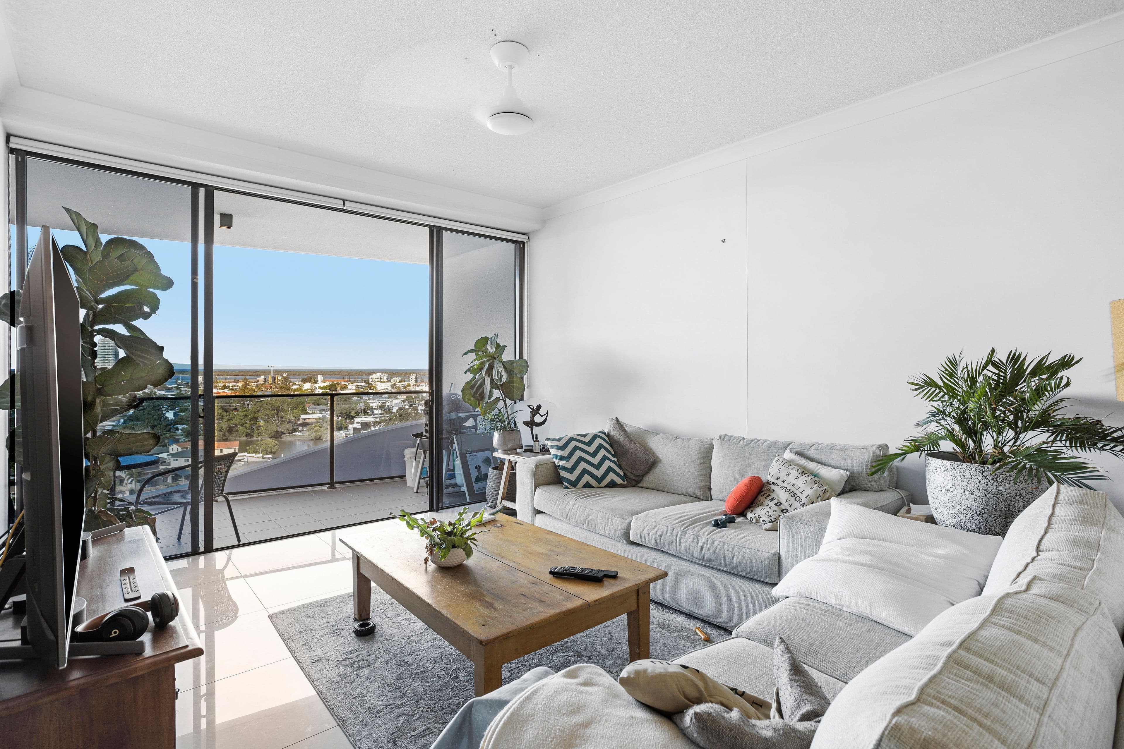 5 Harbourside Court, Biggera Waters QLD 4216, Biggera Waters - Image 1