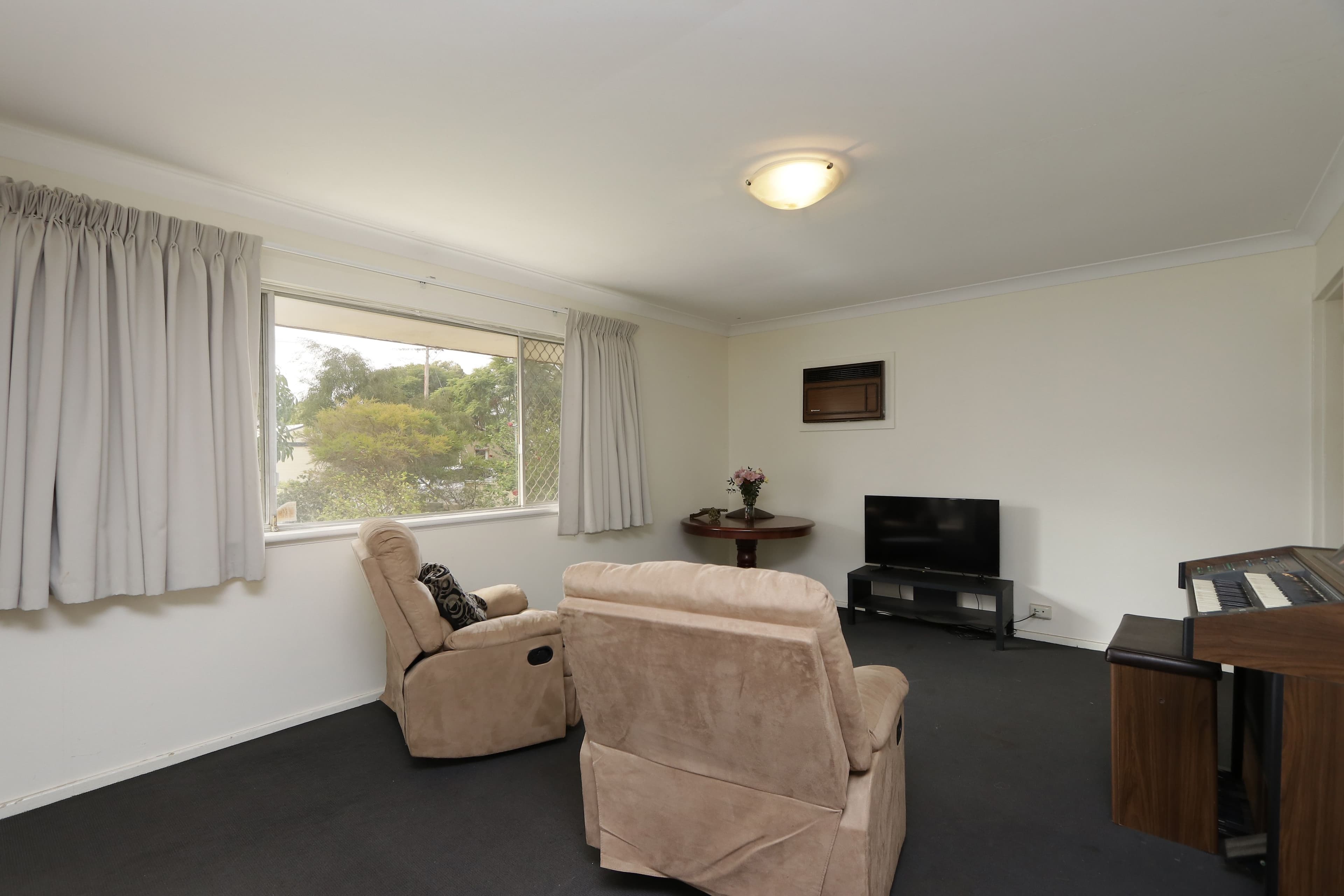 1 Newman Place, Kenwick WA 6107, Kenwick - Thumbnail 3