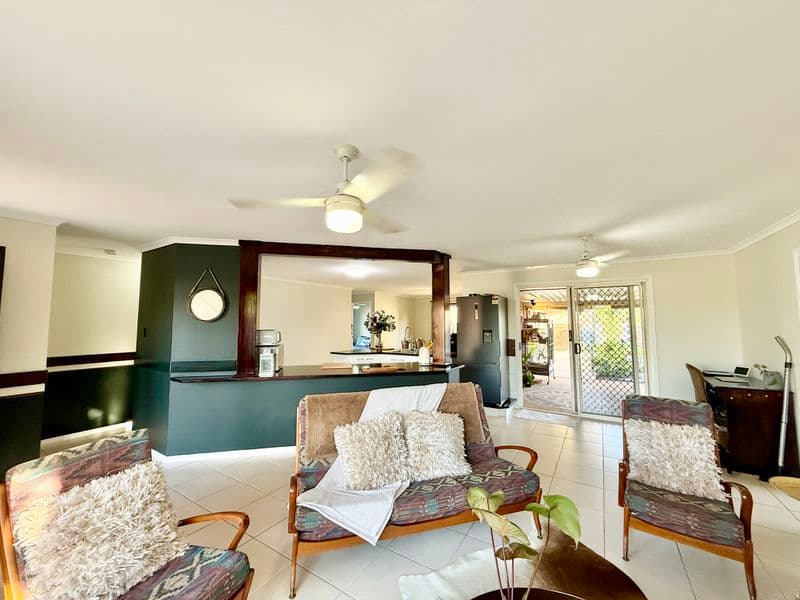 14 Currawong Court, Eli Waters, QLD, Eli Waters - Thumbnail 5