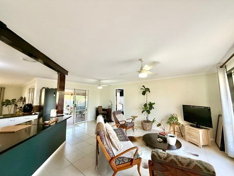 14 Currawong Court, Eli Waters, QLD, Eli Waters - Thumbnail 6
