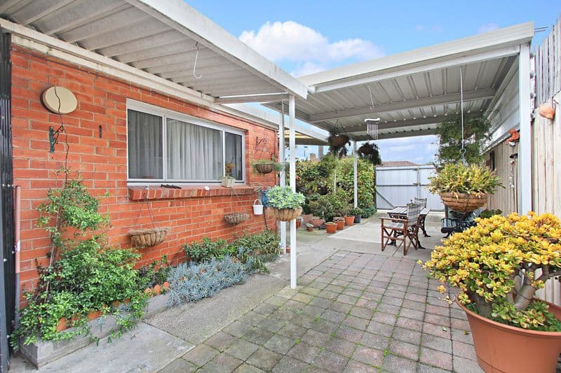 18 Majdal Street, BENTLEIGH EAST VIC 3165, Bentleigh East - Thumbnail 8