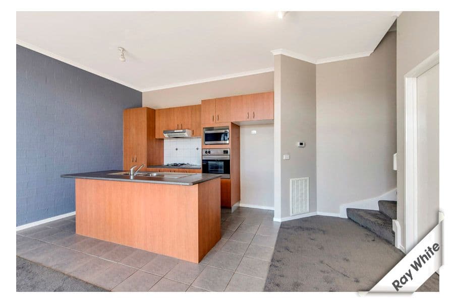 32 Doeberl Place, Karabar NSW 2620, Karabar - Thumbnail 2