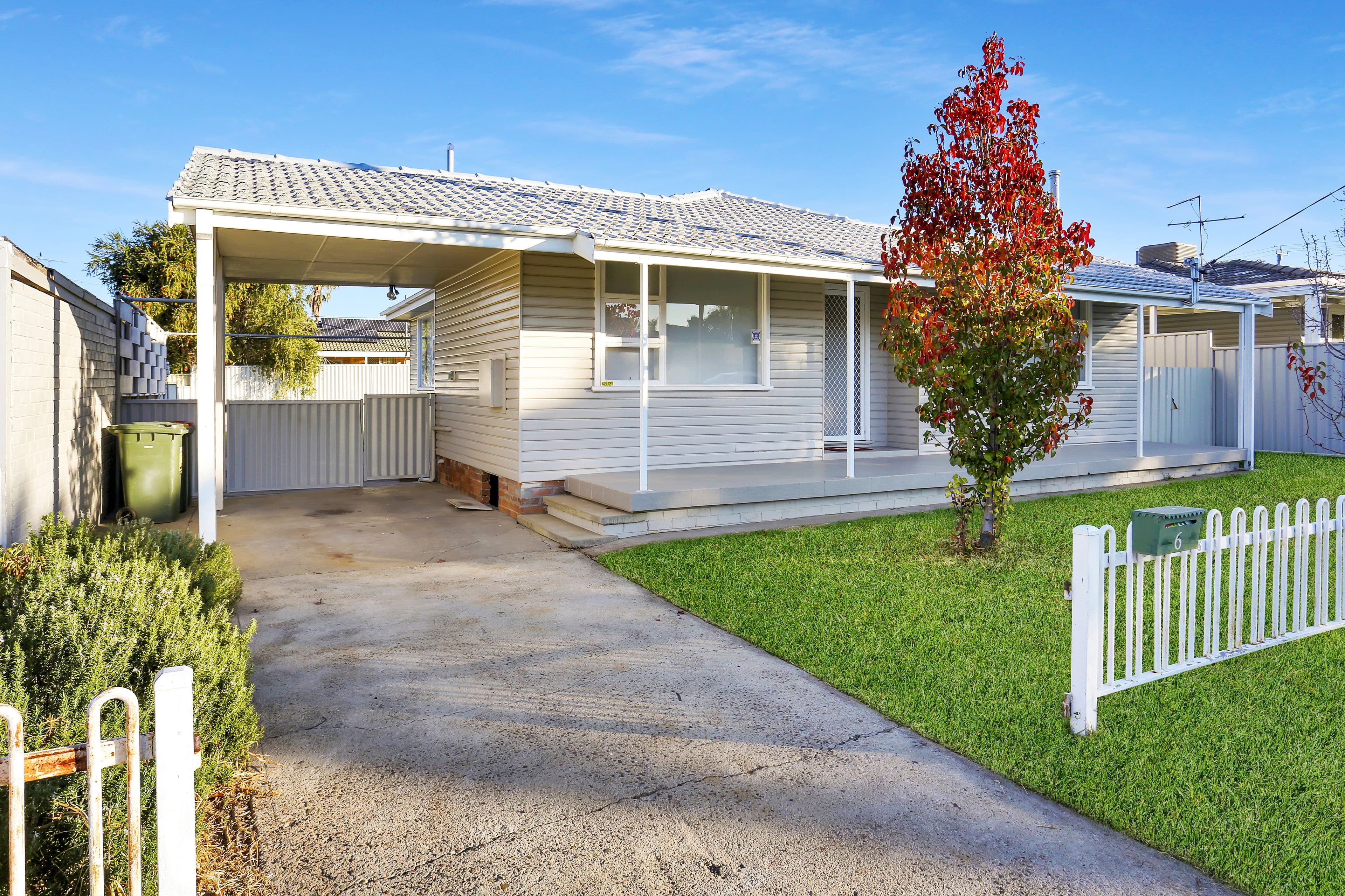 6 Larool Street, Tamworth NSW 2340, Tamworth - Image 1