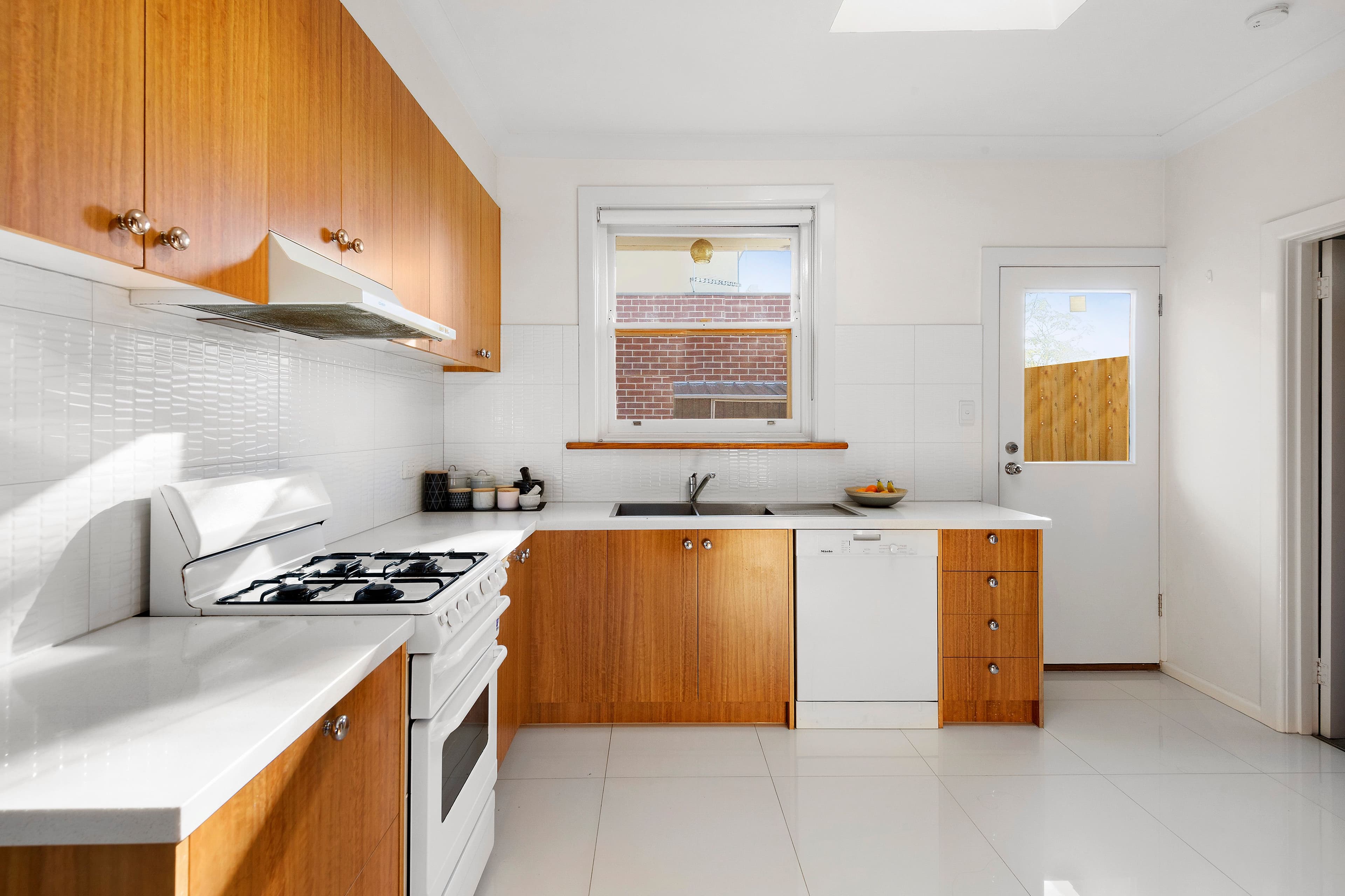 9 Berkeley Street, Huntingdale VIC 3166, Huntingdale - Thumbnail 4
