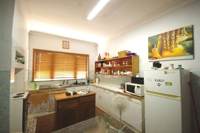 17 Mereworth Way, Marangaroo WA 6064, Marangaroo - Thumbnail 5