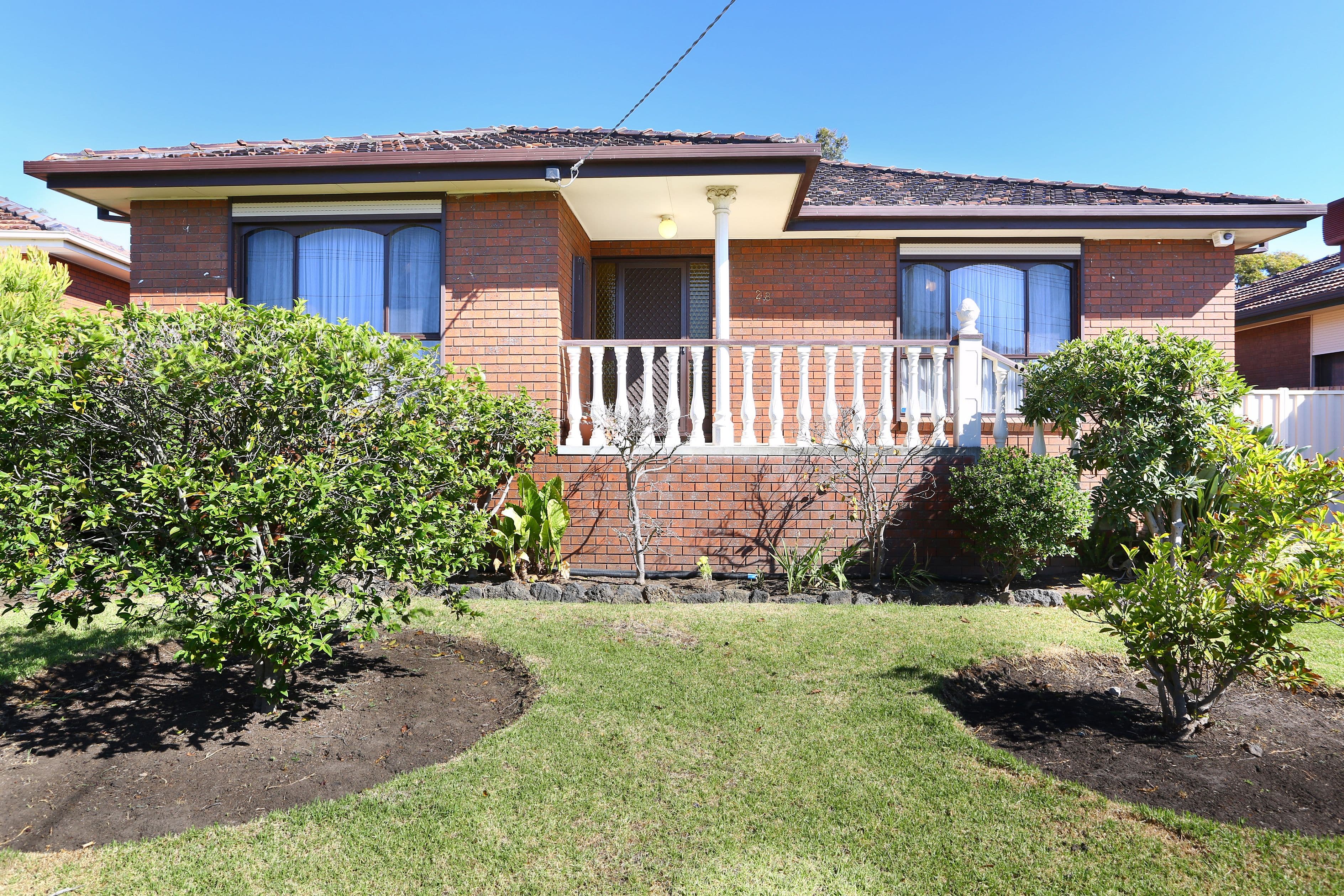 28 Alvarado Avenue, Thomastown VIC 3074, Thomastown - Thumbnail 2