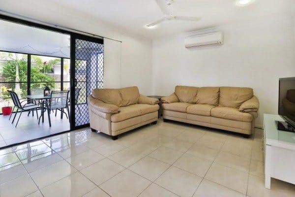 21 Ningaloo Crescent, BURDELL QLD 4818, Burdell - Thumbnail 2
