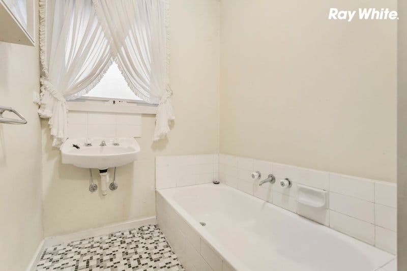 19a Gordon Street, Beaumaris VIC 3193, Beaumaris - Thumbnail 7