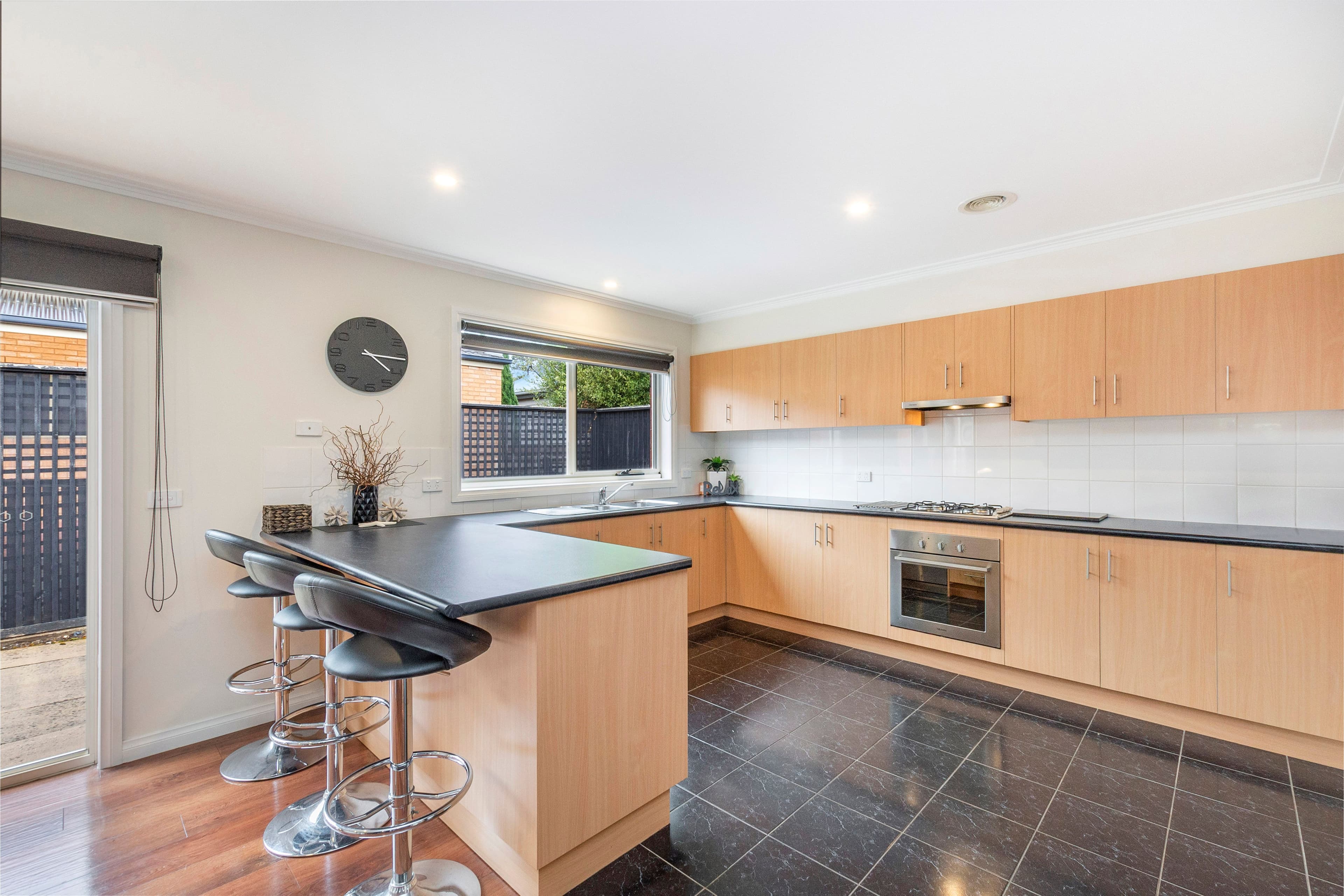 11 Denneys Street, Warrnambool VIC 3280, Warrnambool - Thumbnail 3