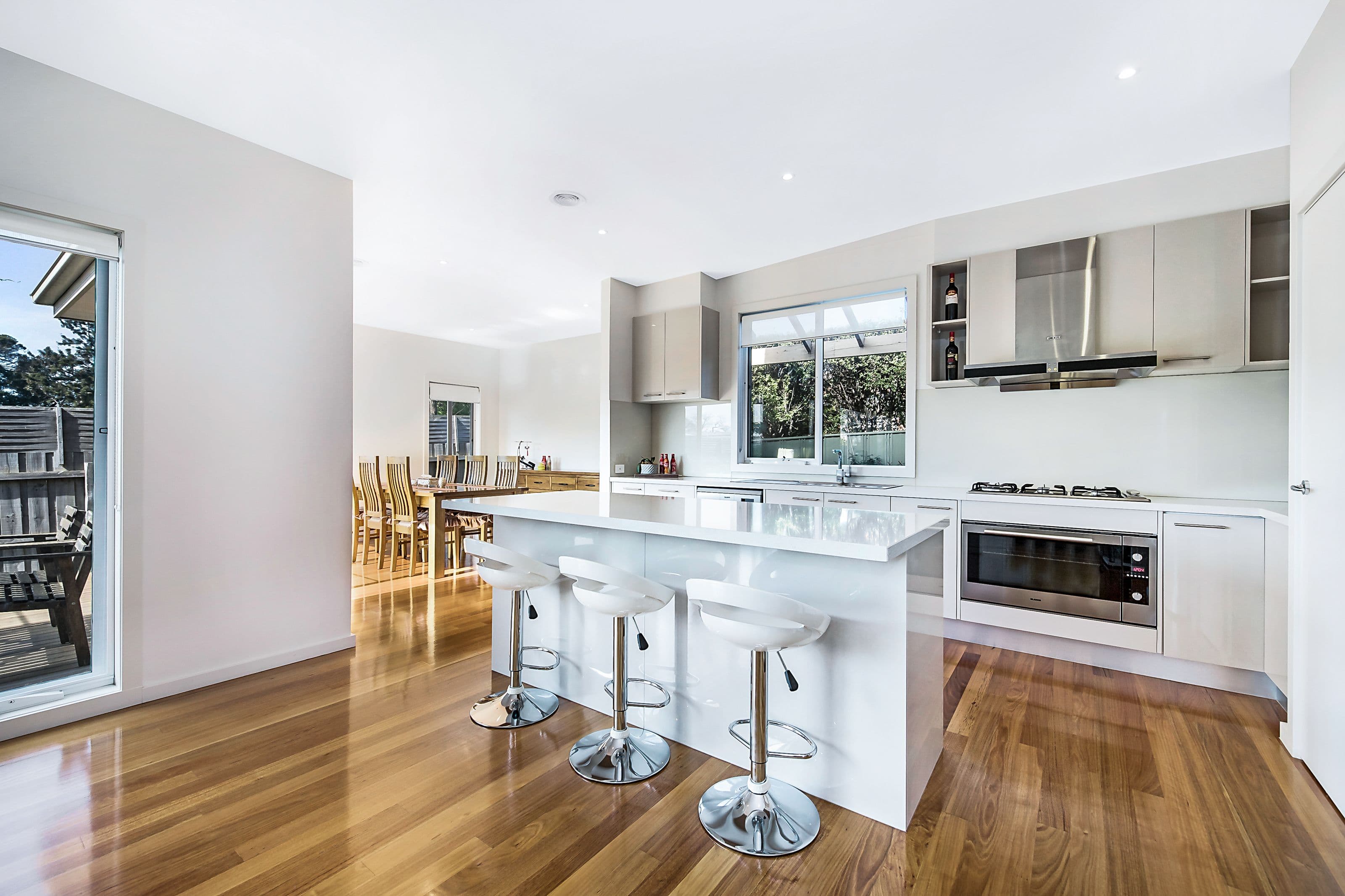 14 Savige Avenue, Mount Waverley VIC 3149, Mount Waverley - Thumbnail 4