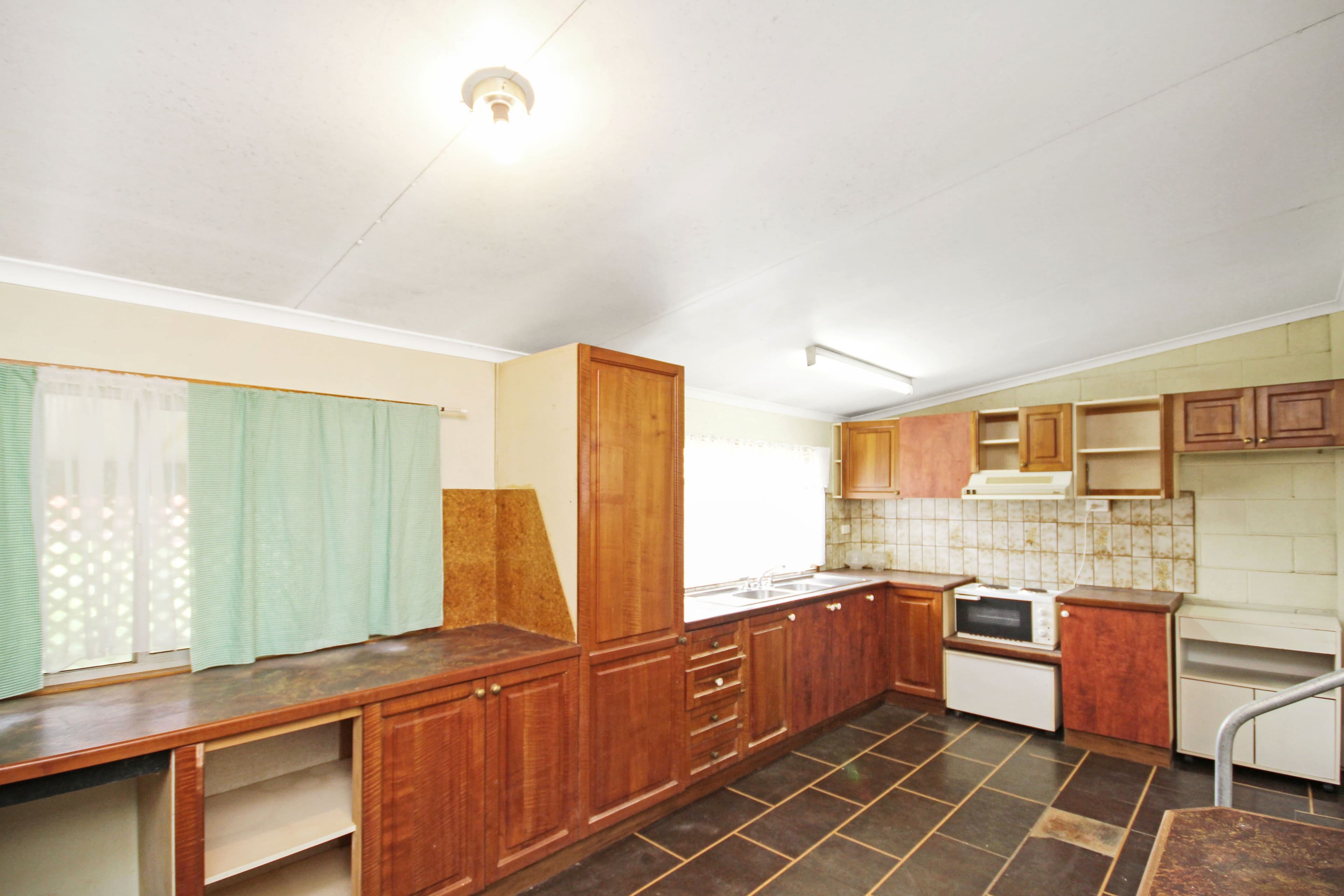 489 Old Landsborough Road, Landsborough QLD 4550, Landsborough - Thumbnail 4