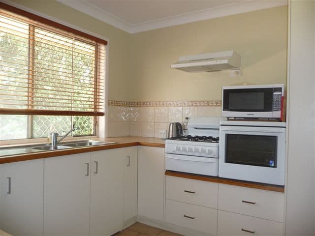Unit 1, 519 Hume Street, KEARNEYS SPRING QLD 4350, Kearneys Spring - Thumbnail 4