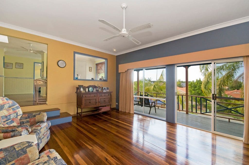 46 Murtha Drive, ELANORA QLD 4221, Elanora - Thumbnail 2