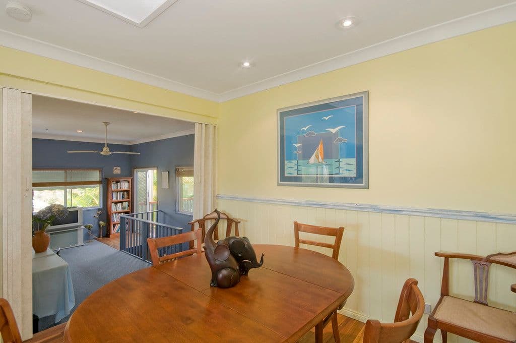 46 Murtha Drive, ELANORA QLD 4221, Elanora - Thumbnail 6