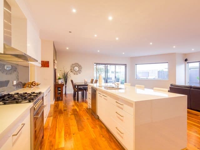 6 Sanctuary Drive, COWES VIC 3922, Cowes - Thumbnail 2