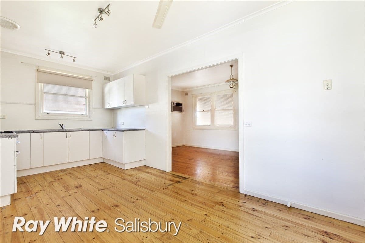 2 Minchington Road, Elizabeth North SA 5113, Elizabeth North - Thumbnail 4