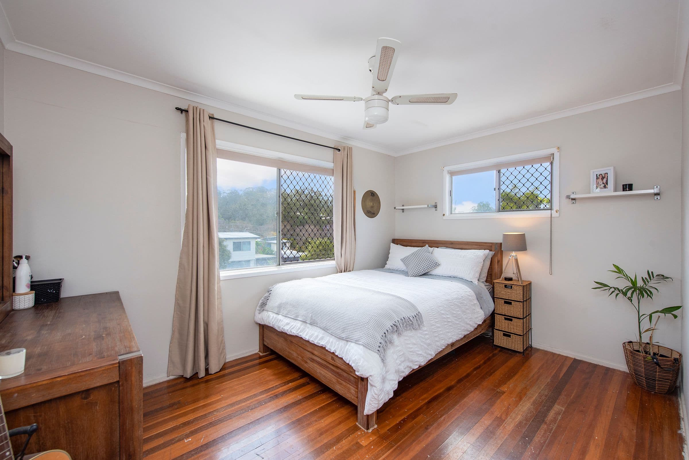 10 Poincettia Street, Kingston QLD 4114, Kingston - Thumbnail 6
