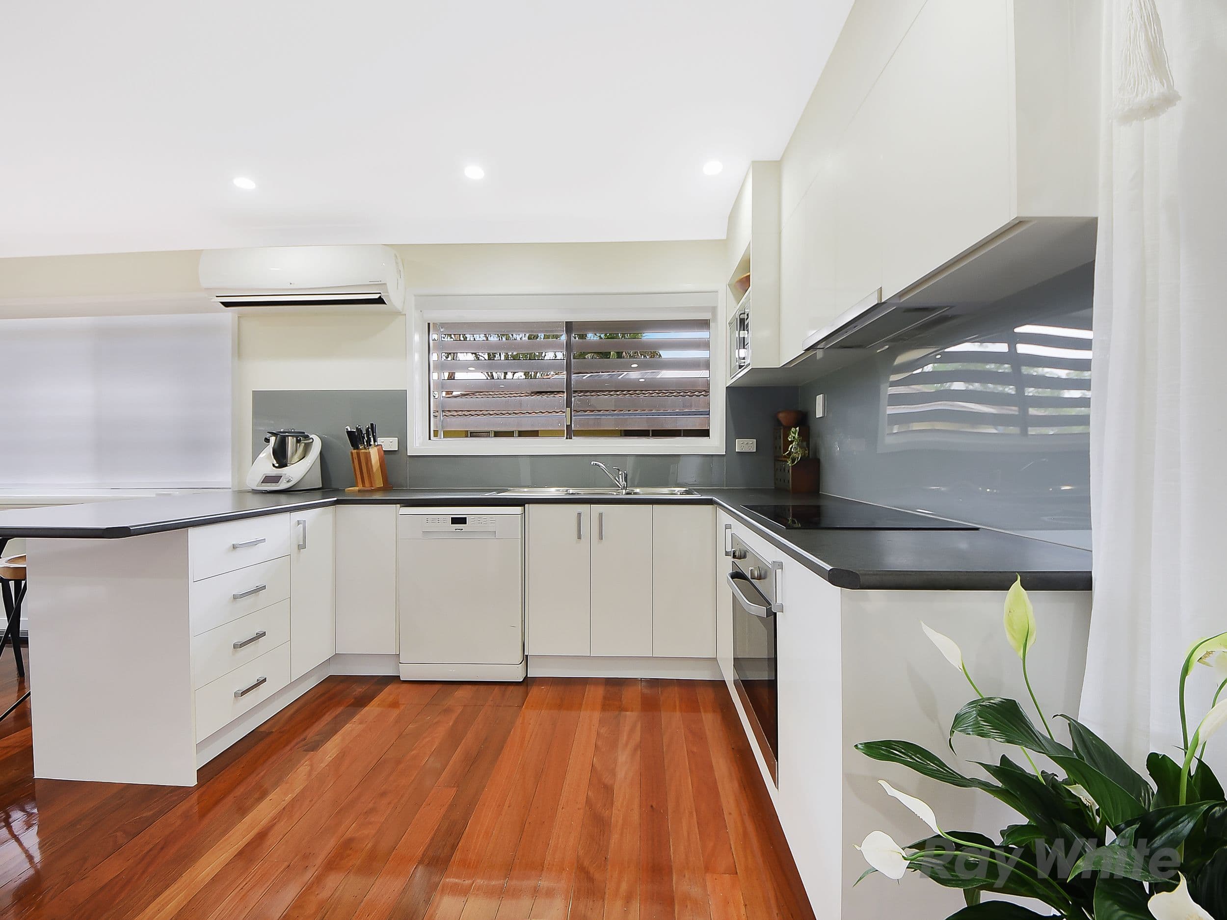 66 Woondaree Street, Bracken Ridge QLD 4017, Bracken Ridge - Thumbnail 4