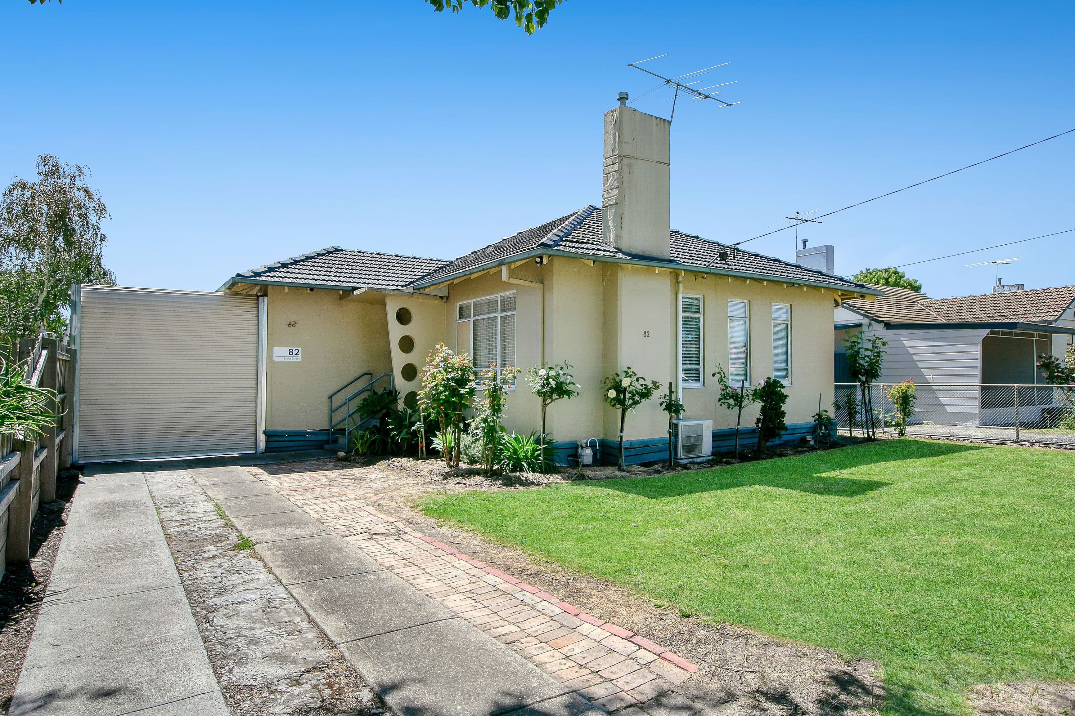 82 Blake Street, Reservoir VIC 3073, Reservoir - Thumbnail 2