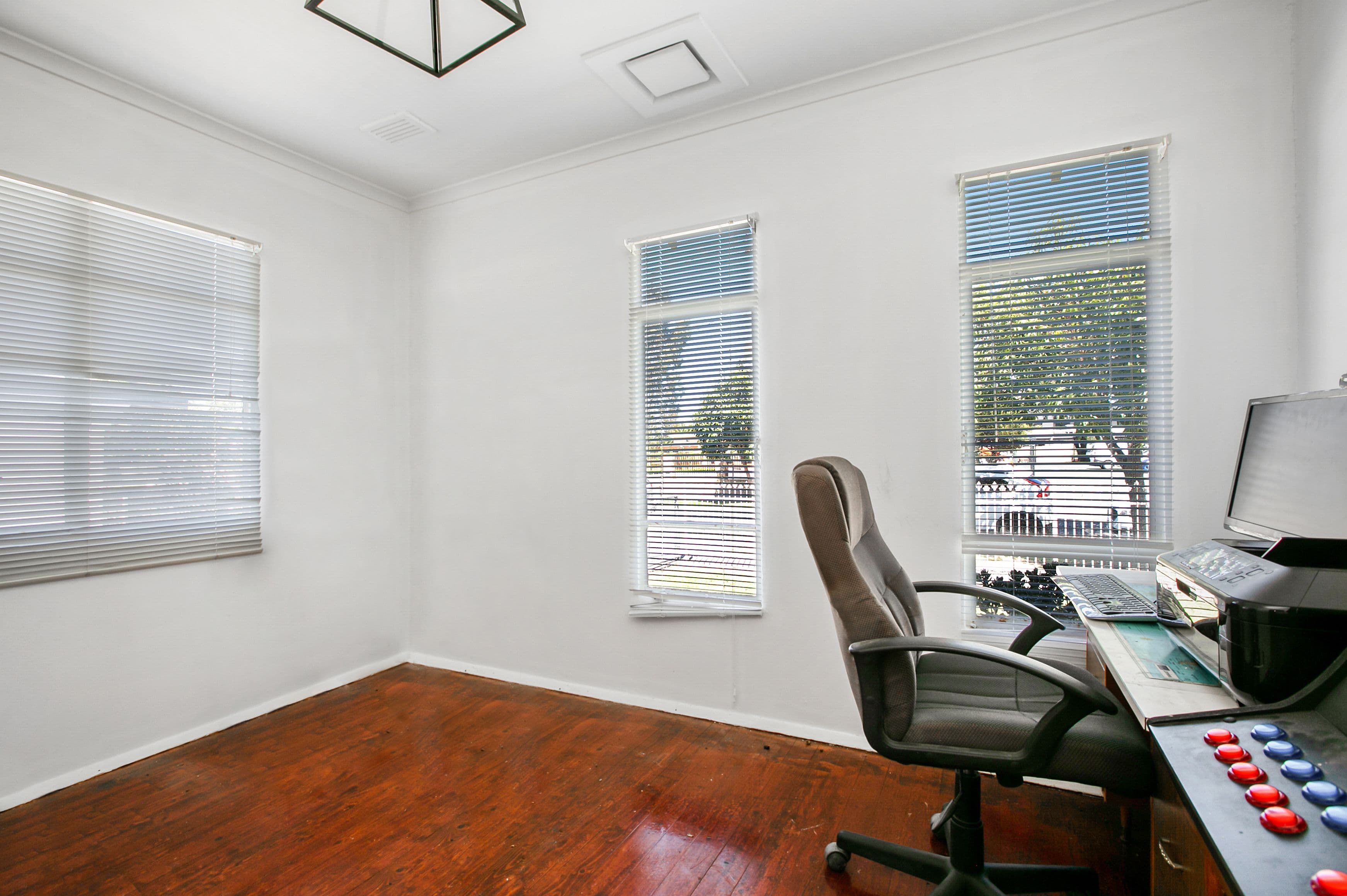82 Blake Street, Reservoir VIC 3073, Reservoir - Thumbnail 7