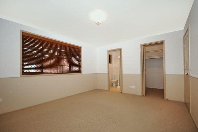 14 Marigold Street, CENTENARY HEIGHTS QLD 4350, Centenary Heights - Thumbnail 6