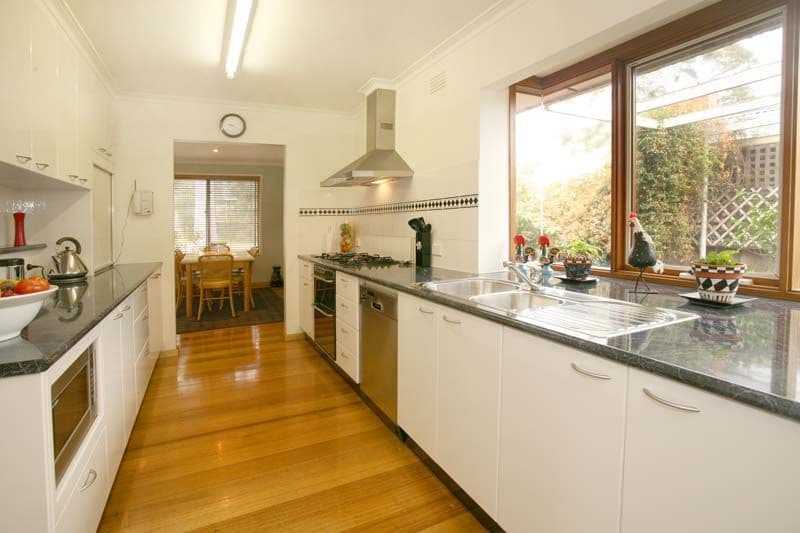 39  Clivejay Street, GLEN WAVERLEY VIC 3150, Glen Waverley - Thumbnail 3