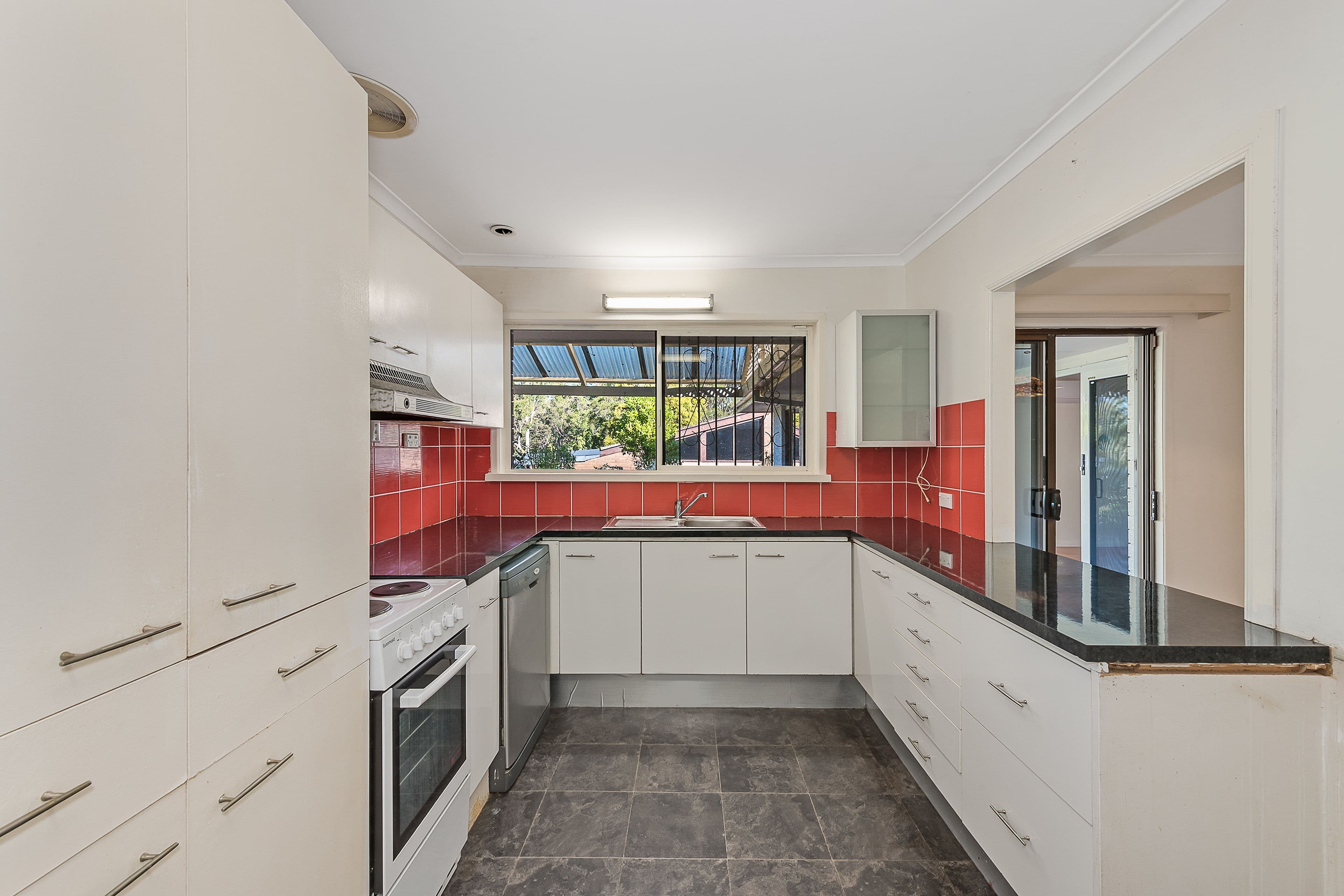 23 Chapel Hill Road, Chapel Hill QLD 4069, Chapel Hill - Thumbnail 5