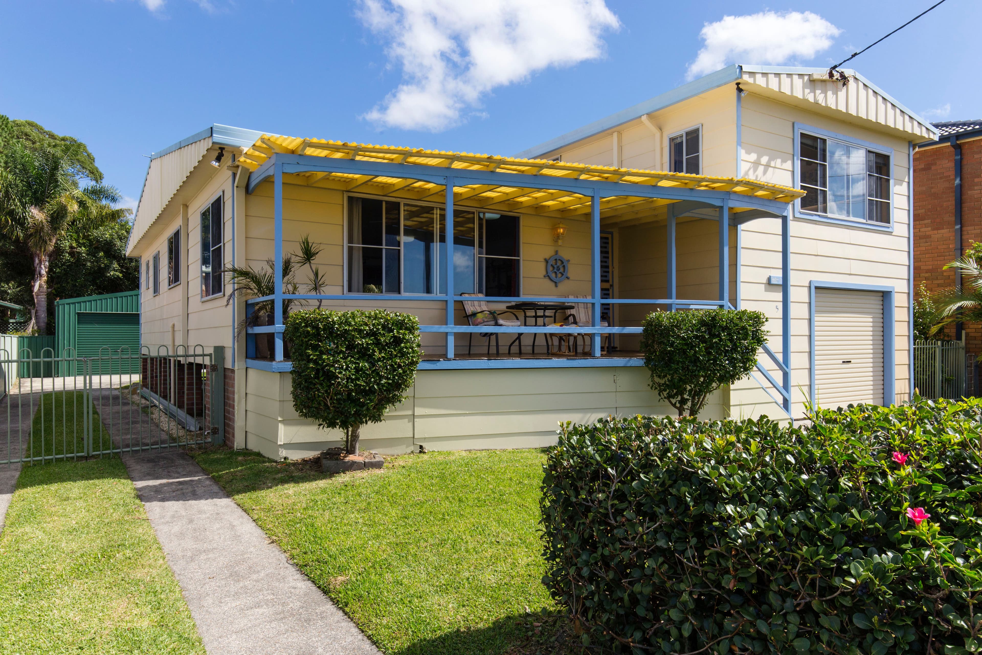 5 Marine Drive, Tea Gardens - Image 1