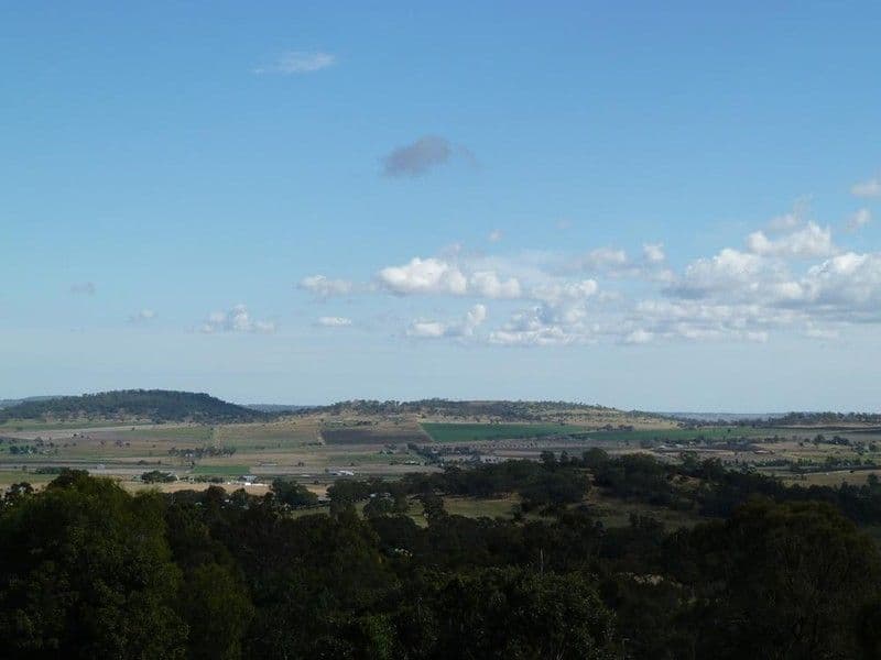 9 Skyline Drive, GLENVALE QLD 4350, Glenvale - Thumbnail 8
