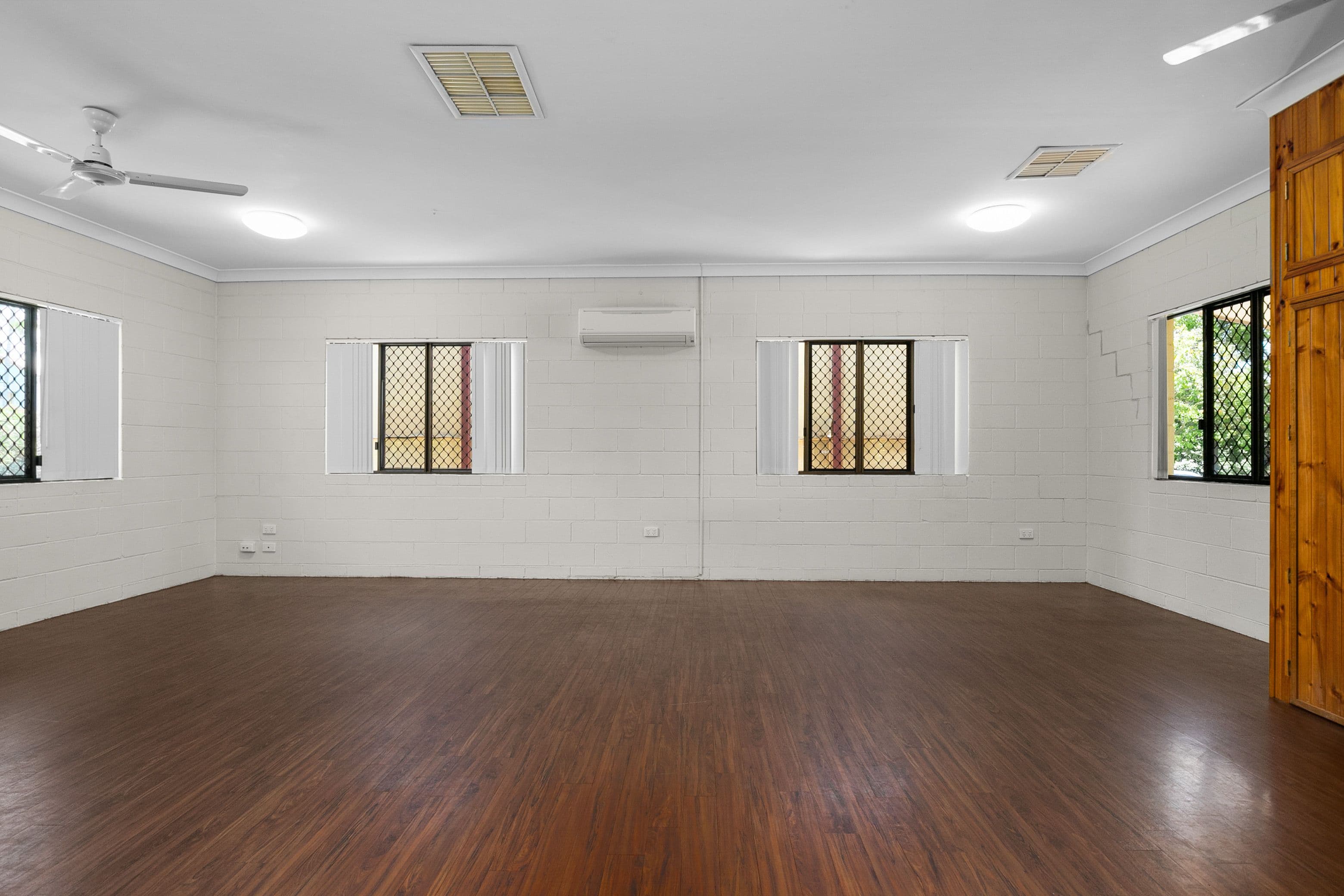 44 Colleen Avenue, Emerald QLD 4720, Emerald - Thumbnail 7