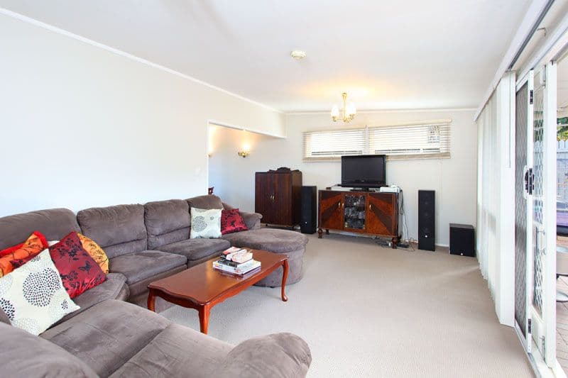 17 Maberley Street, GEEBUNG QLD 4034, Geebung - Thumbnail 2