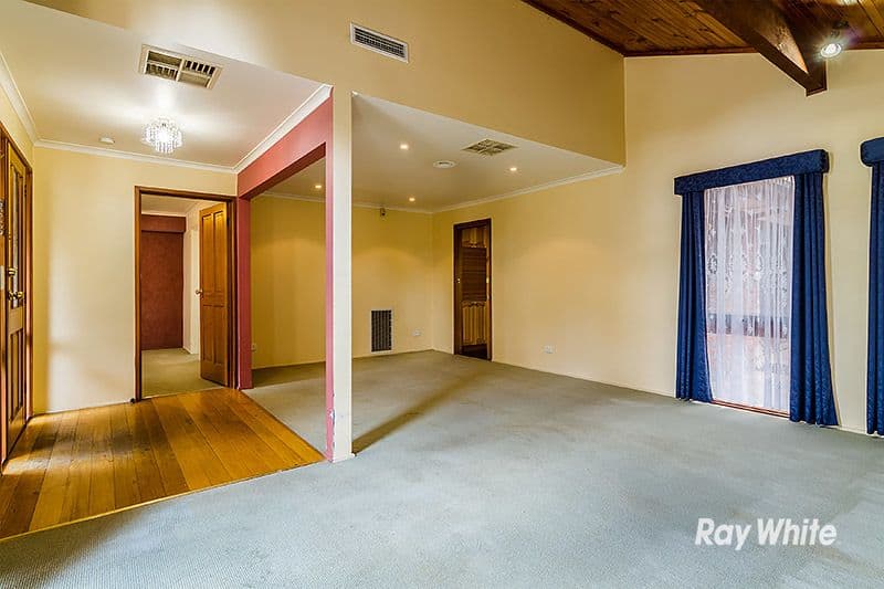 6 Rimfire Crescent, Cranbourne VIC 3977, Cranbourne - Thumbnail 4