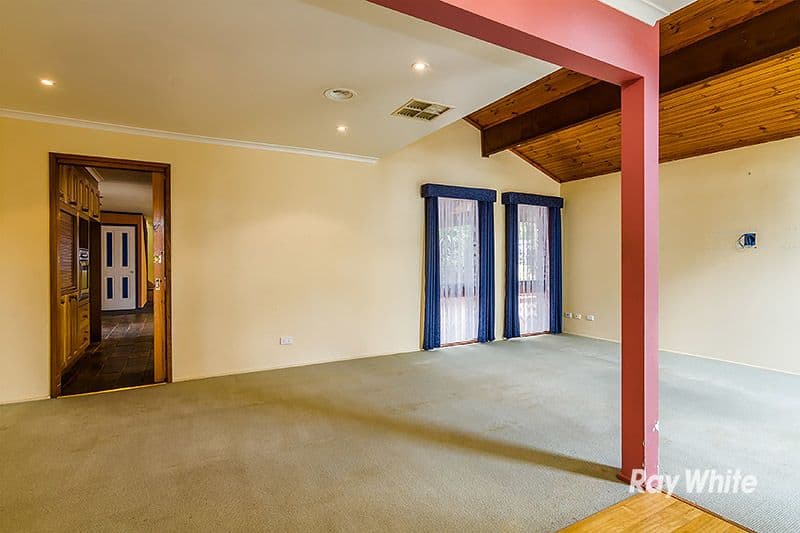 6 Rimfire Crescent, Cranbourne VIC 3977, Cranbourne - Thumbnail 5